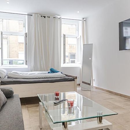9 Min From City Center - Lovely Studio Near U1 Reumannplatz Відень Екстер'єр фото