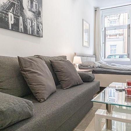 9 Min From City Center - Lovely Studio Near U1 Reumannplatz Відень Екстер'єр фото