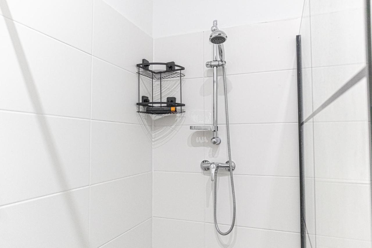 9 Min From City Center - Lovely Studio Near U1 Reumannplatz Відень Екстер'єр фото