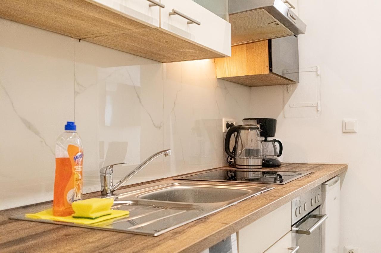 9 Min From City Center - Lovely Studio Near U1 Reumannplatz Відень Екстер'єр фото