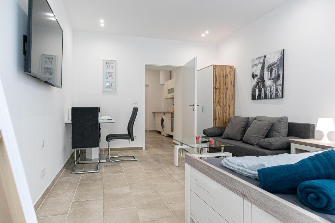 9 Min From City Center - Lovely Studio Near U1 Reumannplatz Відень Екстер'єр фото
